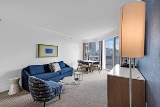 Building Photo - 4343 Collins Ave