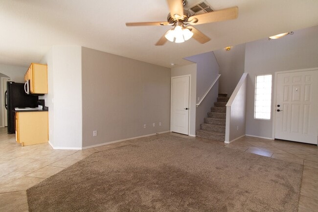 Building Photo - Discover Your Dream Home with a Fantastic Floorplan!