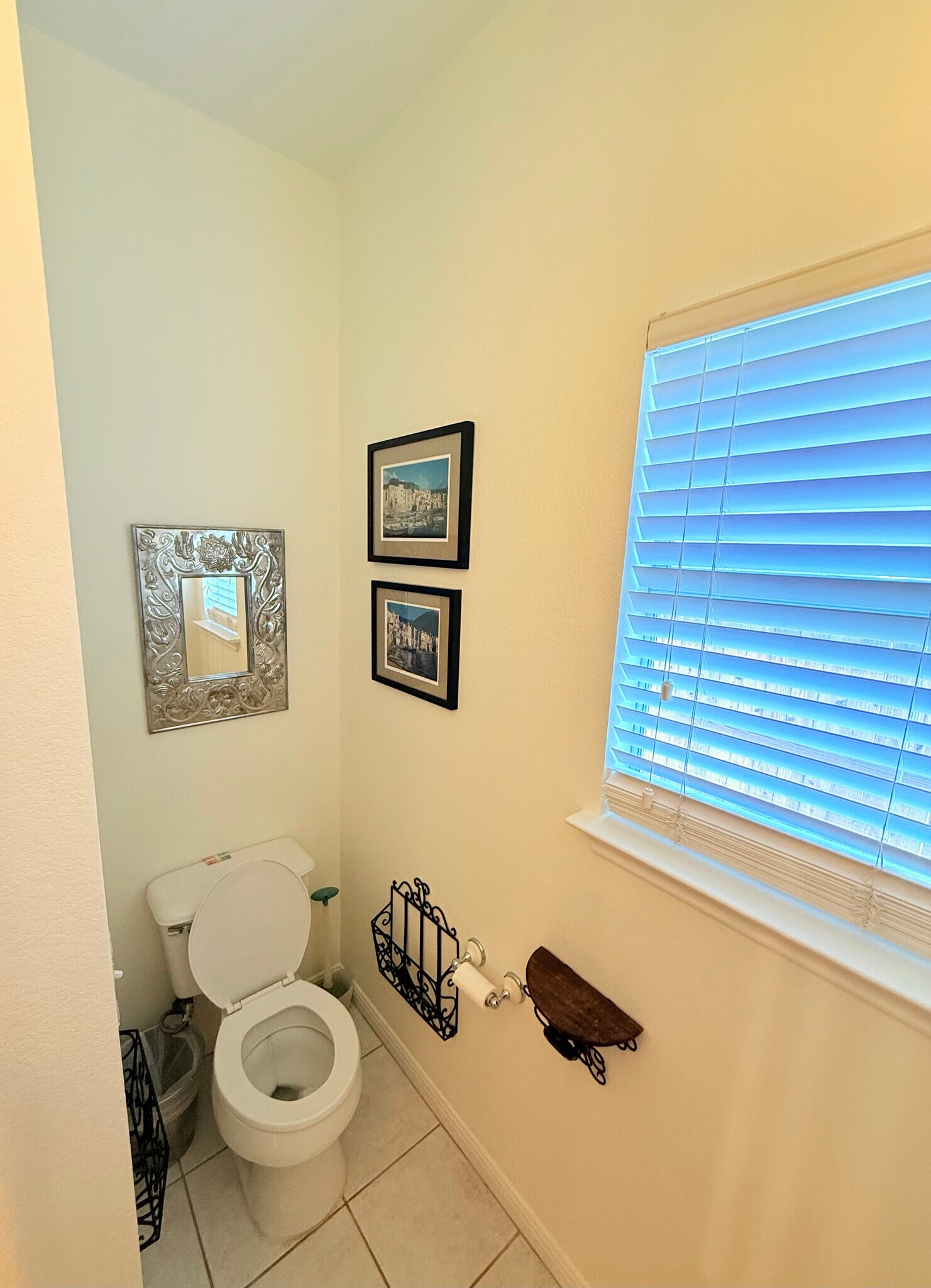 Master Bathroom - 584 Rockhurst St