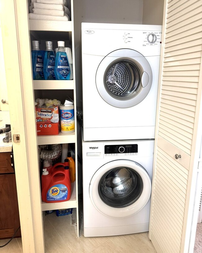 Building Photo - Executive Centre