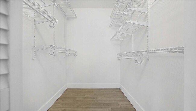 Building Photo - 9466 Boca Cove Cir