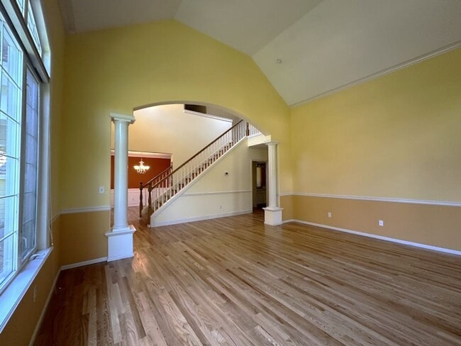 Building Photo - Luxury living in Gig Harbor!