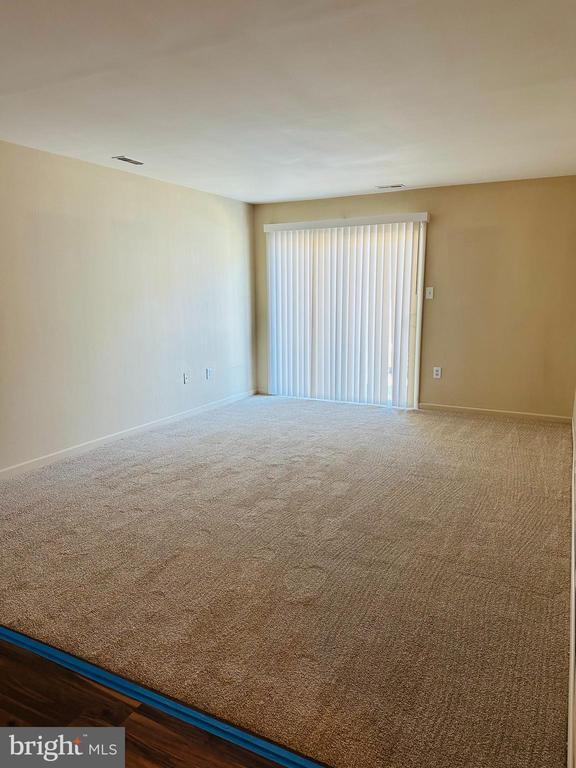 Building Photo - 4 Scotch Pine Dr