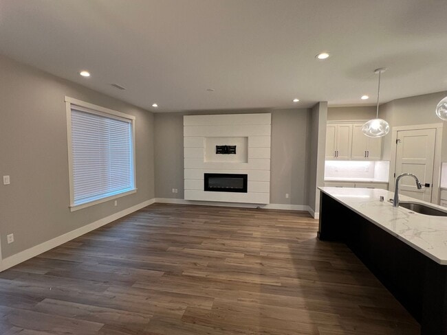 Building Photo - 11918 NE 108th St