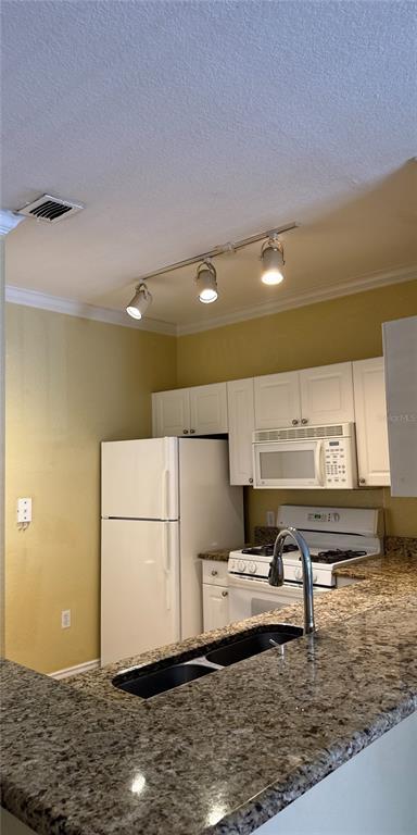 Building Photo - 2721 Via Murano