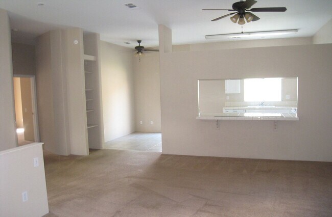 Building Photo - Pool Home in La Quinta Cove