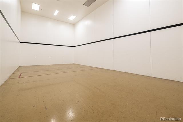 Building Photo - 800 N Pearl St