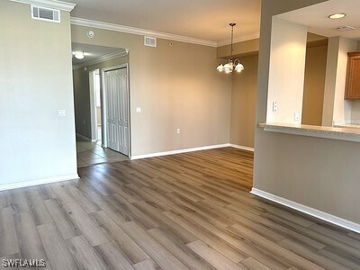 Building Photo - 8490 Kingbird Loop