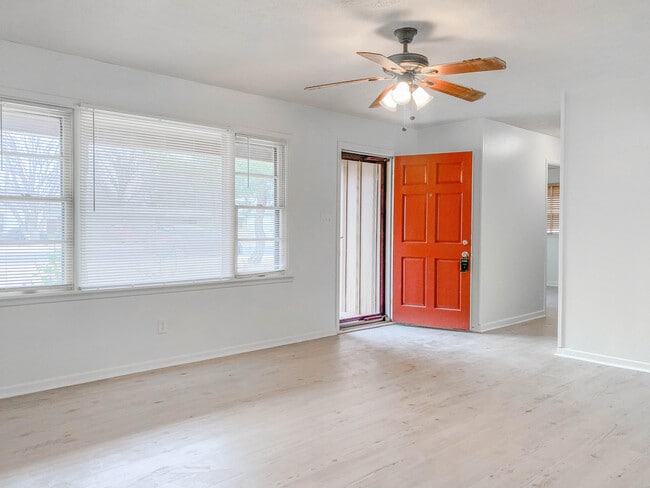 Building Photo - 4315 42nd St