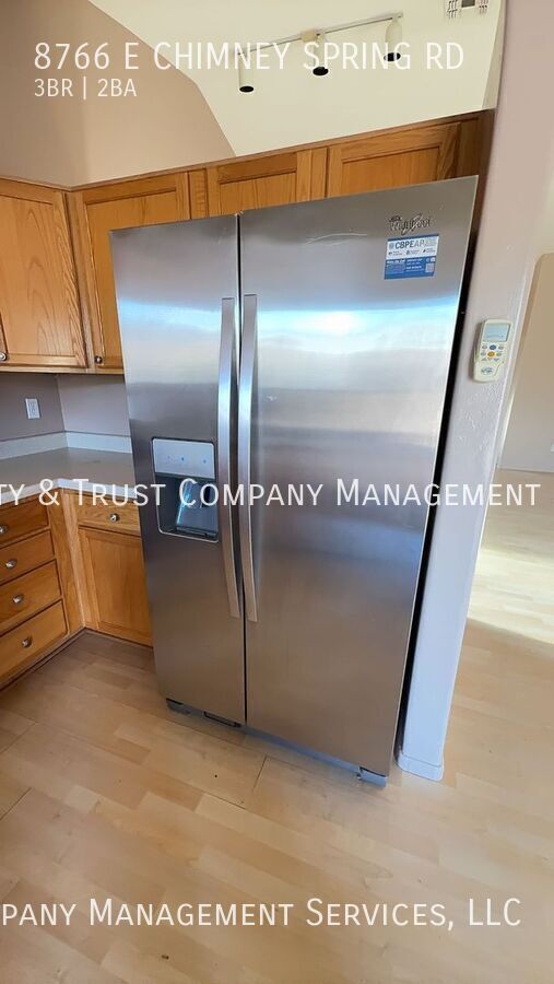 Building Photo - 8766 E Chimney Spring Dr