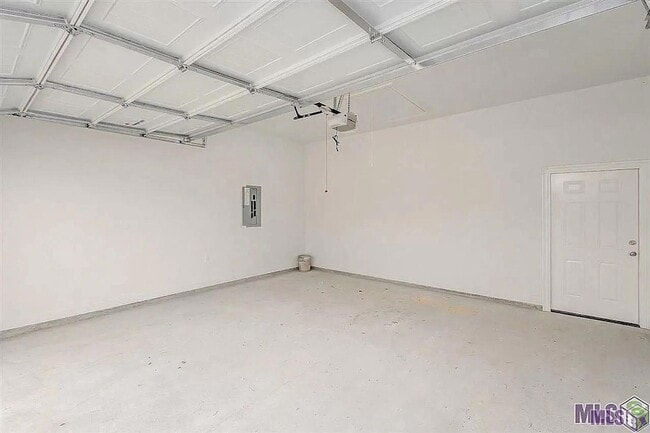 Building Photo - 1474 Partierre Ln