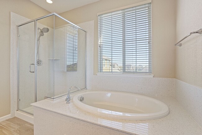 Building Photo - **Rent Reduction** Beautiful home in desirable Spring Lake community Woodland