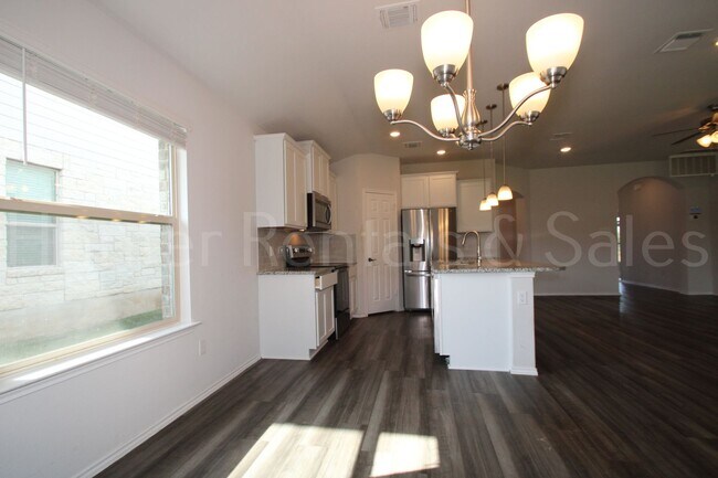Building Photo - New In Management! Upgraded Comfort in a P...