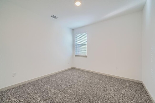 Building Photo - 509 Barton Run Dr