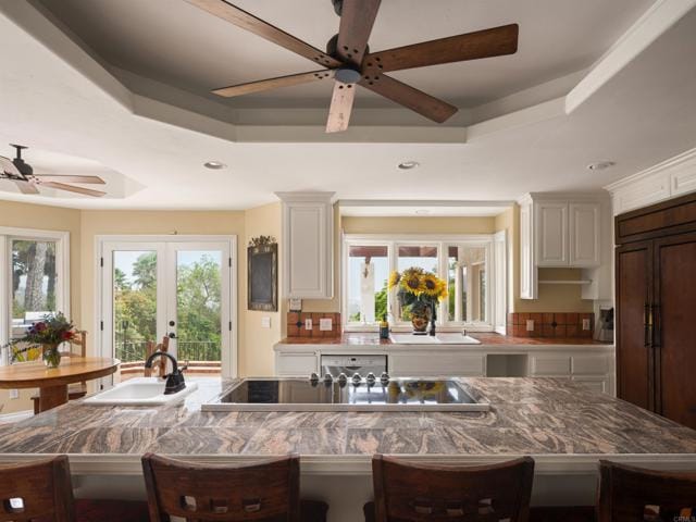 Building Photo - 20784 Fortuna Del Norte