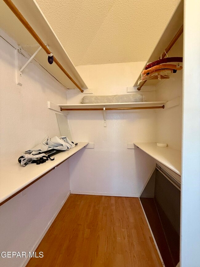 Building Photo - 10924 Walden Pond Ln