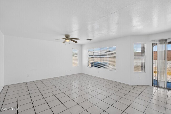 Building Photo - 7823 S 48th Ln