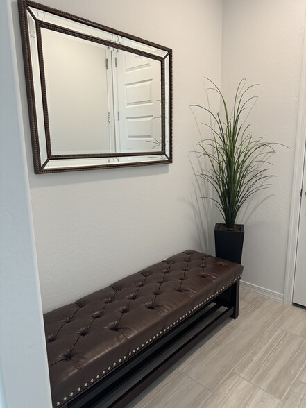 Entry area from garage - 9052 W Georgia Ave
