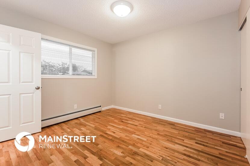 Building Photo - 1010 14th St NW