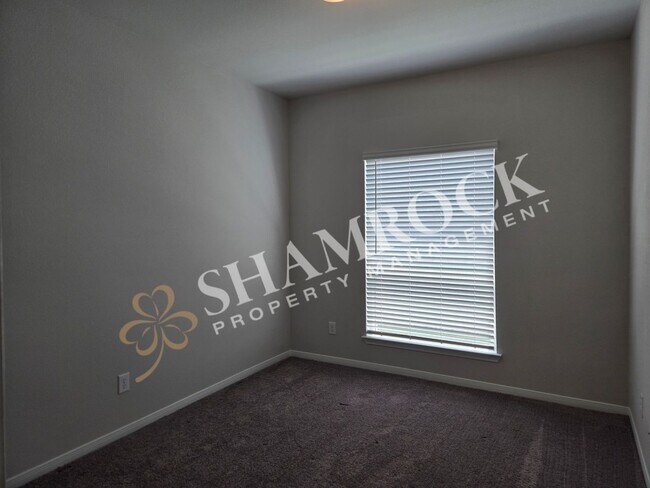 Building Photo - Park Meadows Subdivision