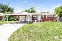 Building Photo - 2517 SW 67th St