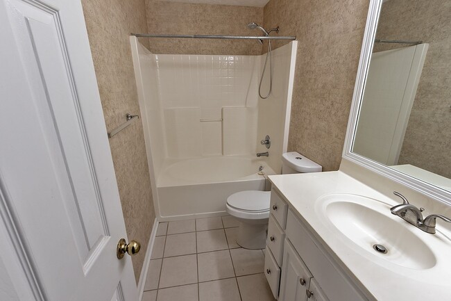 Building Photo - Home for rent in Taylor Ridge