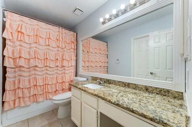 Building Photo - 7764 Park Falls Dr