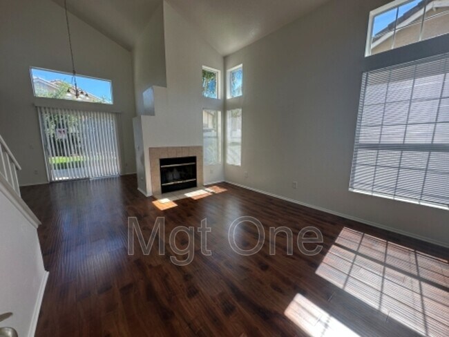 Building Photo - 1240 Lilac Ridge Dr