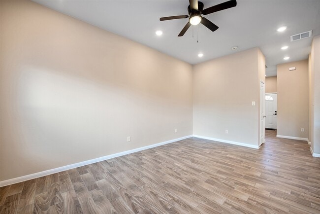 Building Photo - 7937 Richland Dr