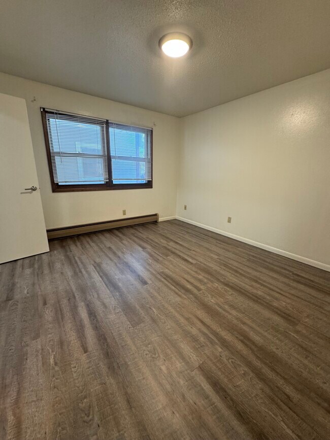 Building Photo - 429