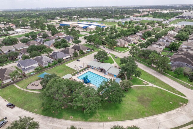 Building Photo - 3746 Havenmoor Pl