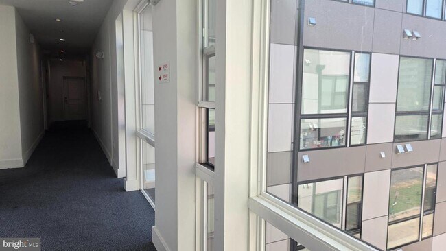 Building Photo - 818 Bladensburg Rd NE