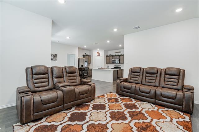 Building Photo - 908 Old Blf Ln