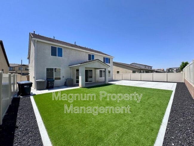 Building Photo - 34118 Willow Stone St