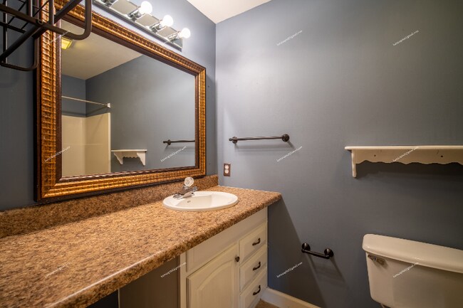 Building Photo - 8709 Olde Colony Trail