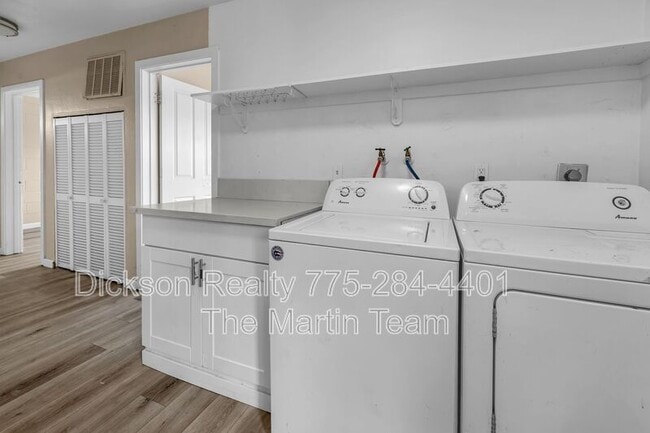 Building Photo - 12100 Himalaya St