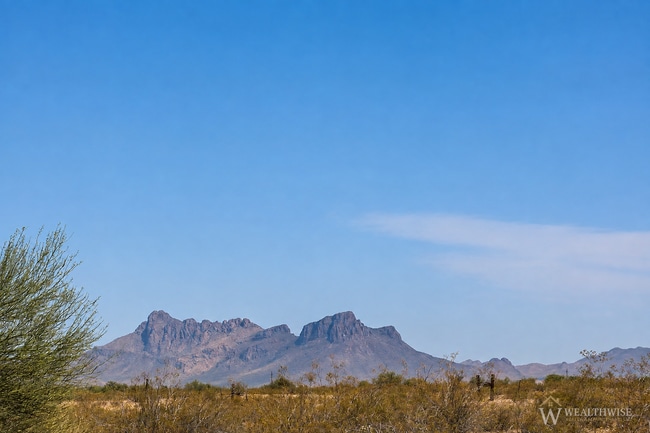 Building Photo - Rare One-Acre Rental Opportunity with Open Farmland Views