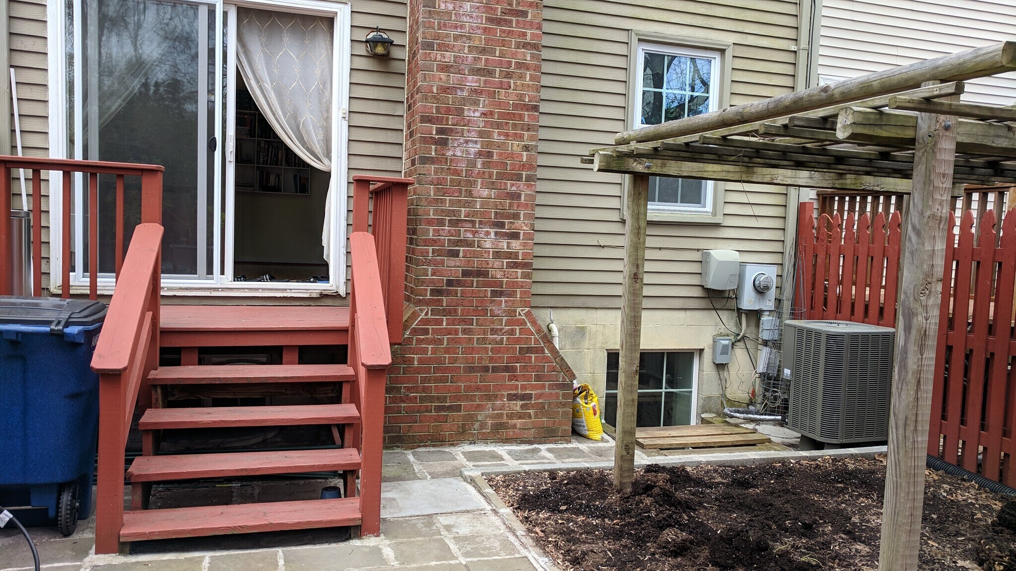 Building Photo - 13914 Woods Run Ct