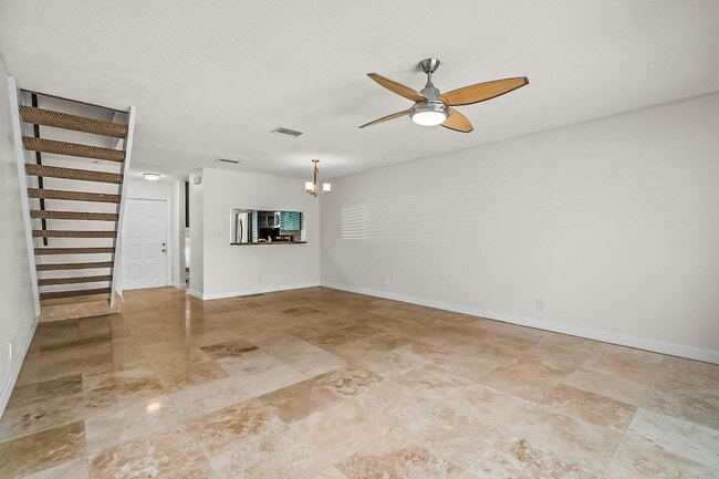 Building Photo - 2700 S Oakland Forest Dr