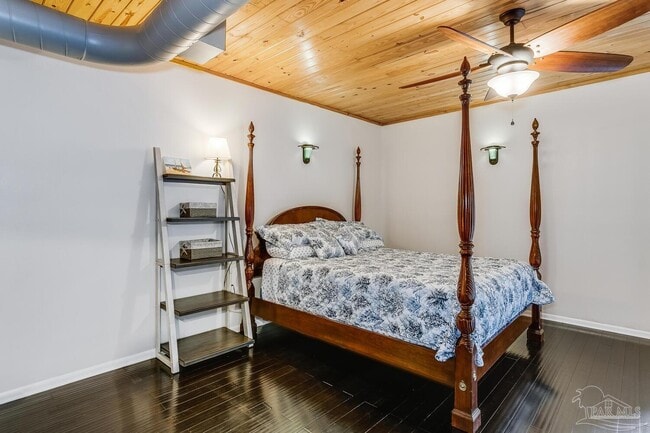 Building Photo - 11710 Gulf Beach Hwy