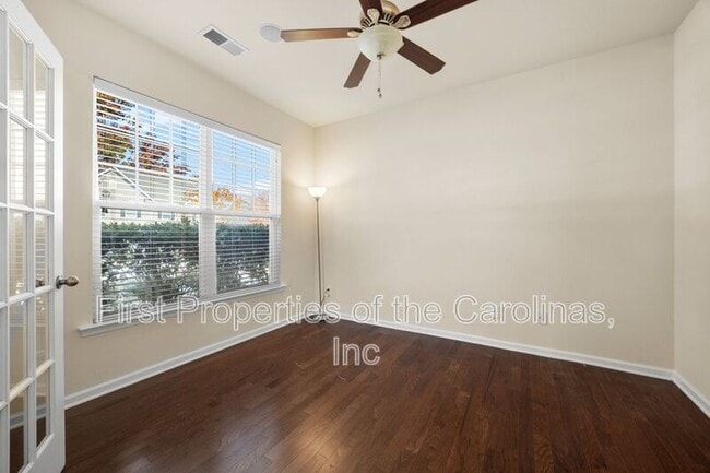 Building Photo - 6012 Thorburn Way