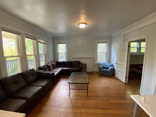 Primary Photo - 6 br, 3 bath House - 1328 Forest Court