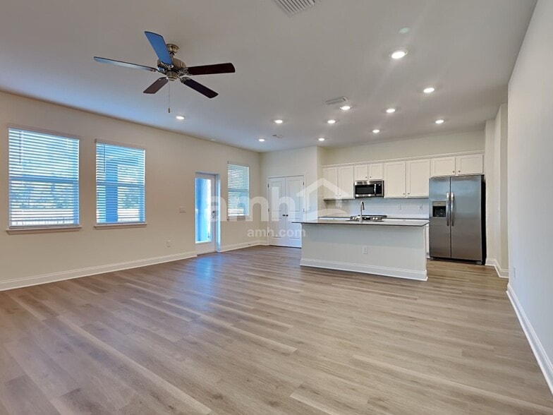 Building Photo - 1091 Grafton Ridge Dr