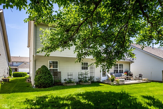 Building Photo - 14924 Oak Rd