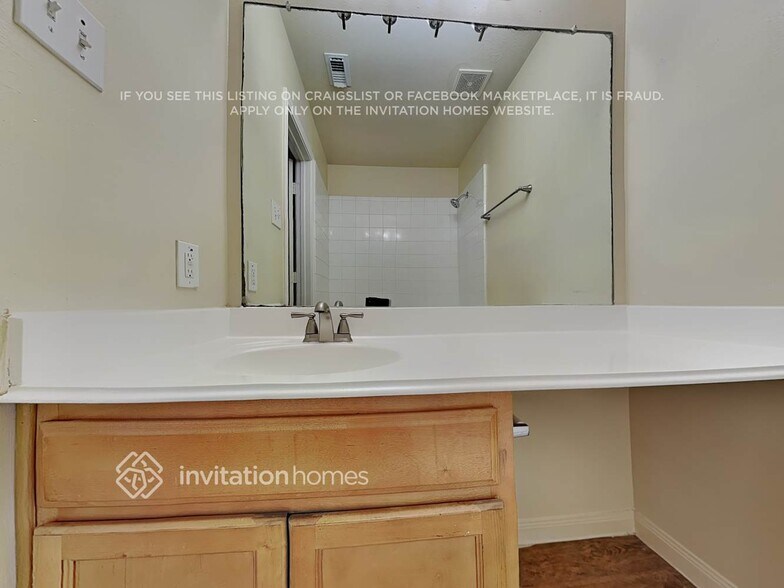 Building Photo - 6347 Austinville Dr