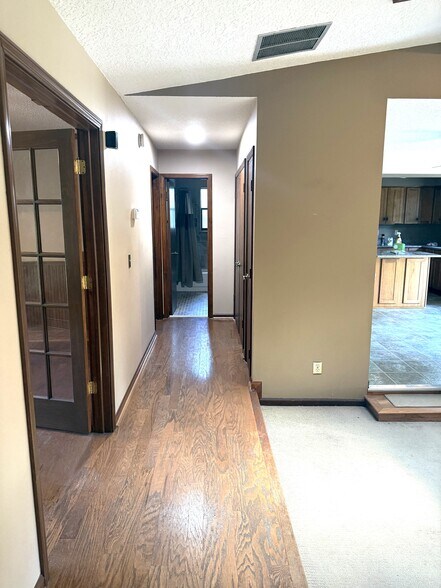 Building Photo - 3956 Cedar Cove Ln