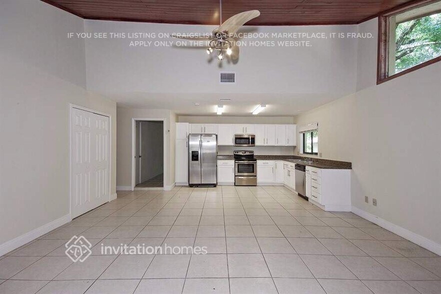 Building Photo - 592 Heather Brite Cir