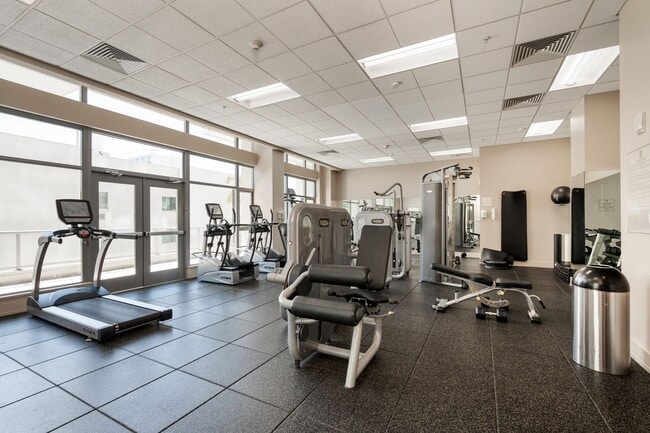 Building Photo - Stunning East Village 2 Bedroom at Alta! 2...