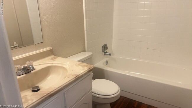 Building Photo - 6541 Wakefield Rd