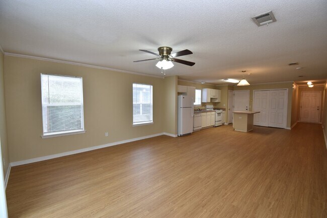 Building Photo - 3BR Home Near NAS Pensacola with 1-Car Garage, Fenced Backyard & Open Kitchen